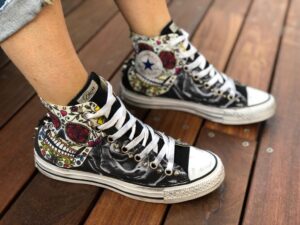 Converse con teschi outlet