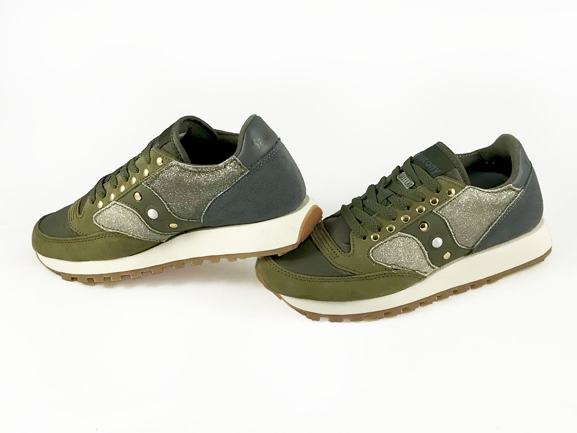 scarpe saucony false