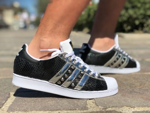 Adidas Superstar Personalizzate Pitone Nero & Borchie