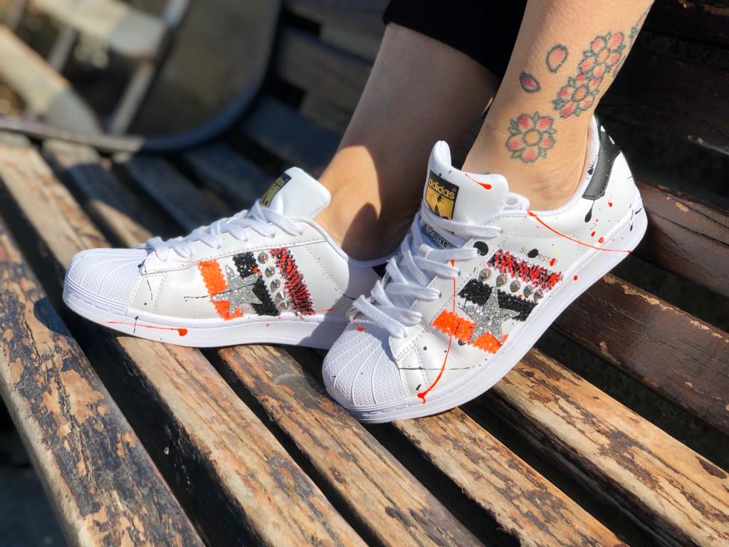Adidas Superstar Custom Arancio Fluo | Lillylab scarpe personalizzate