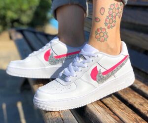 NIKE AF1 Silver & Fuxia