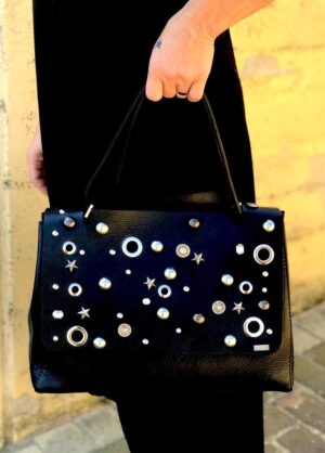 BORSA GRANDE PELLE NERA BORCHIATA 