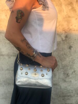 BORSA PICCOLA PELLE ARGENTO BORCHIATA