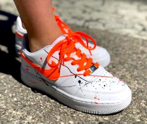 Nike Air Force One Custom Baffo & Laccetti Arancio Dirty