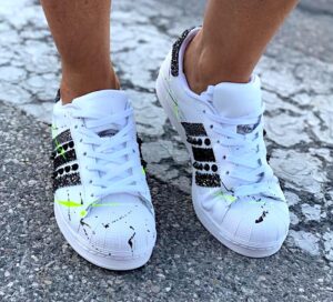 Adidas Superstar Personalizzate Glitter Argento, Nero, Borchie & Sporcatura Fluo