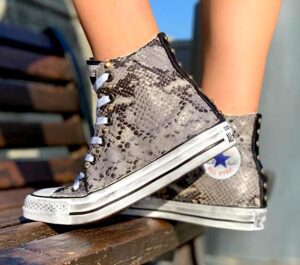 converse borchie dorate