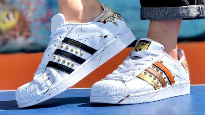 adidas super star con borchie