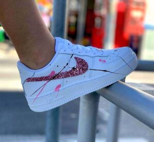 Nike Air Force One Custom Glitter Rosa & Sporcatura Rosa Nera