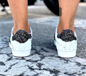 Adidas Superstar Personalizzate Glitter Argento, Nero, Borchie & Sporcatura Fluo