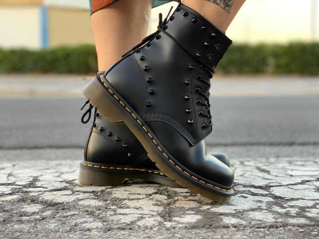 dottor martens borchiati