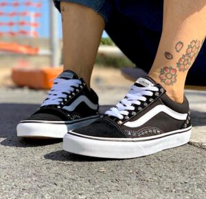 allacciare vans old skool