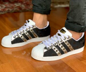 Adidas Superstar Custom Borchie Nere LLab scarpe personalizzate