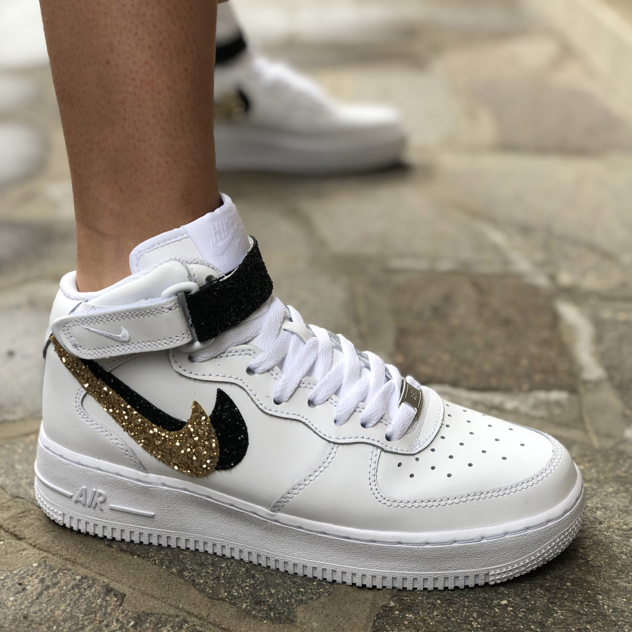 Nike Air Force One Custom MID Doppio Swoosh Glitter Nero & Oro