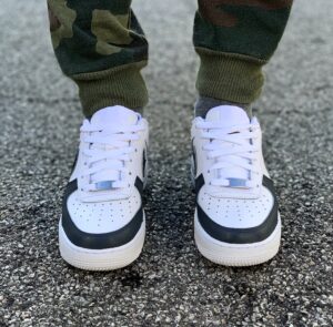 Nike Air Force One Custom Swoosh Effetto Goccia Nero & Anteriore Dipinto A Mano Grigio
