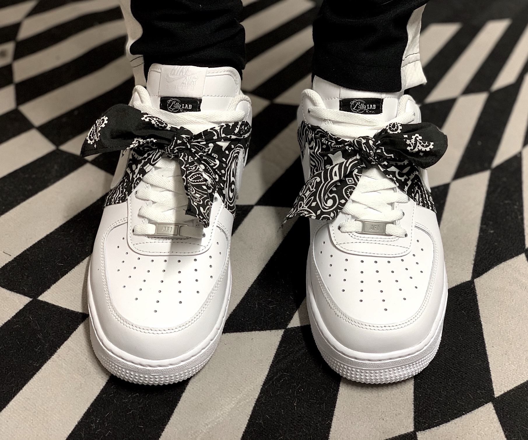 black bandana nike air force 1