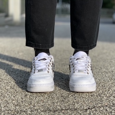 Nike Air Force One Custom Swoosh Argento Squamato, Borchie & Sporcatura Vintage