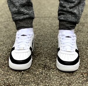 Nike Air Force One Custom Swoosh Effetto Goccia & Anteriore Dipinto A Mano Nero