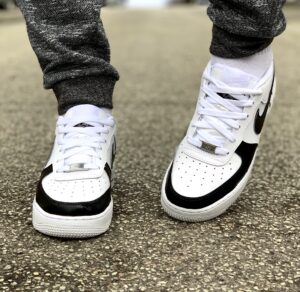 Nike Air Force One Custom Swoosh Effetto Goccia & Anteriore Dipinto A Mano Nero