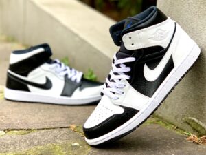 Nike Jordan 1 Custom Black & White Total