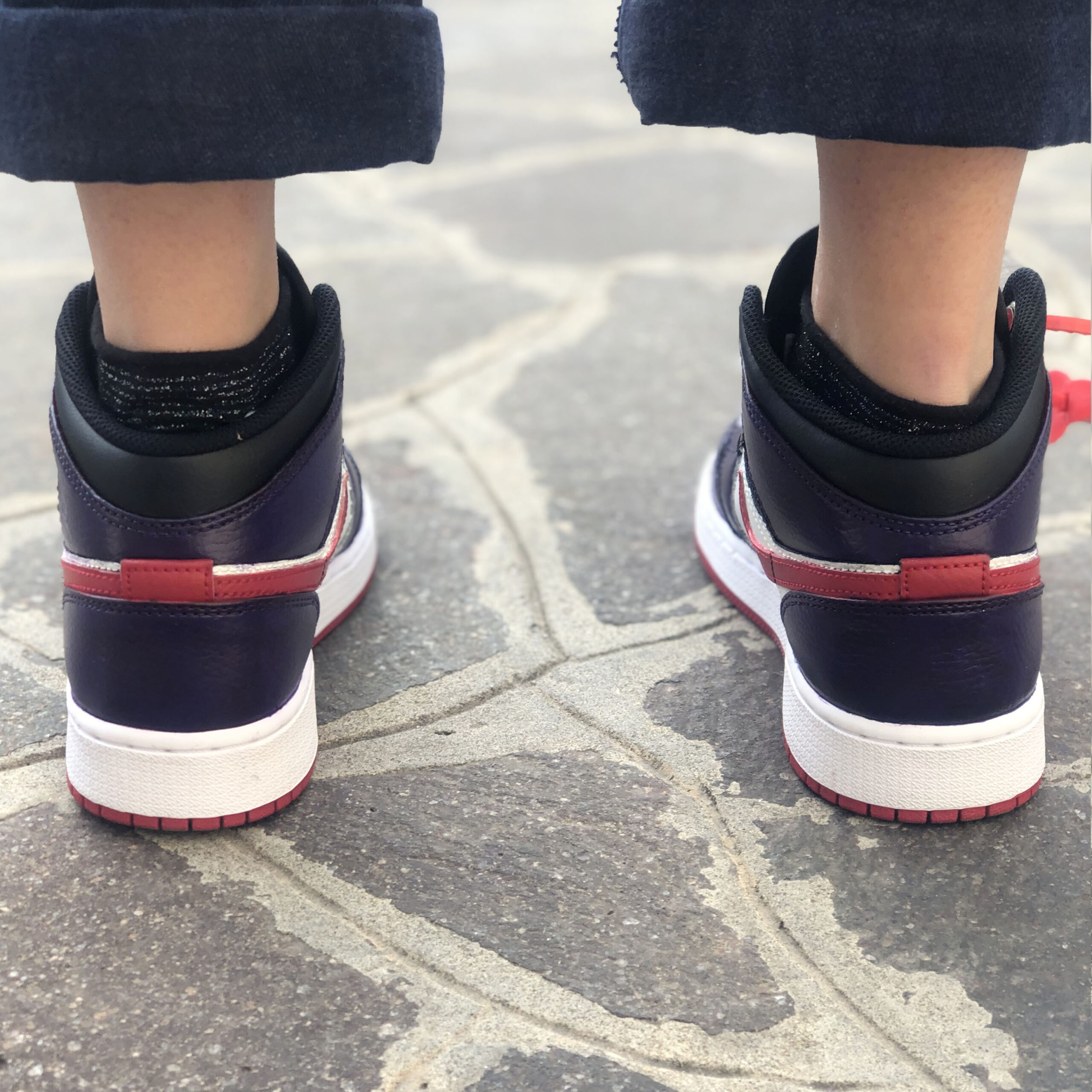 Nike Jordan 1 Custom Viola, Rosso Con Inserti & Laccetti Bianco