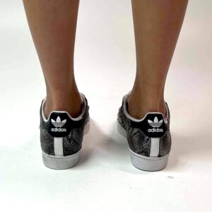 Adidas Superstar Personalizzate Squamato, Borchie e Perle