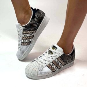 Adidas Superstar Personalizzate Squamato, Borchie e Perle