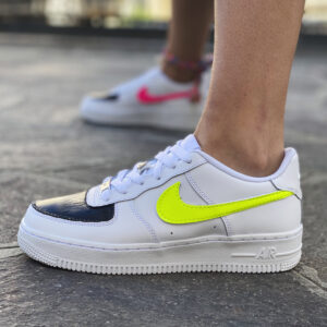 Nike Air Force One Custom Swoosh Fluo LLab Scarpe Personalizzate