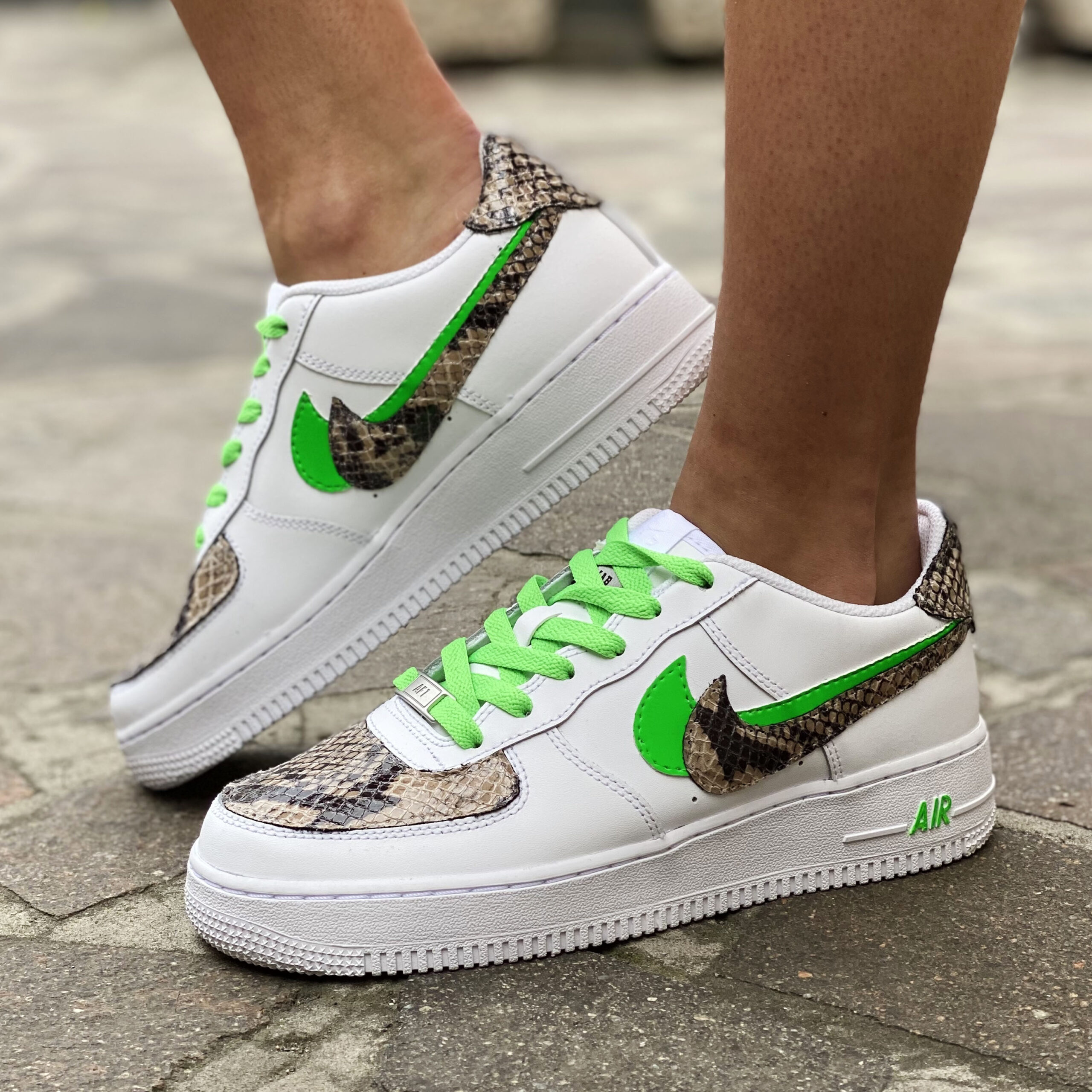 nike air force verde fluorescente