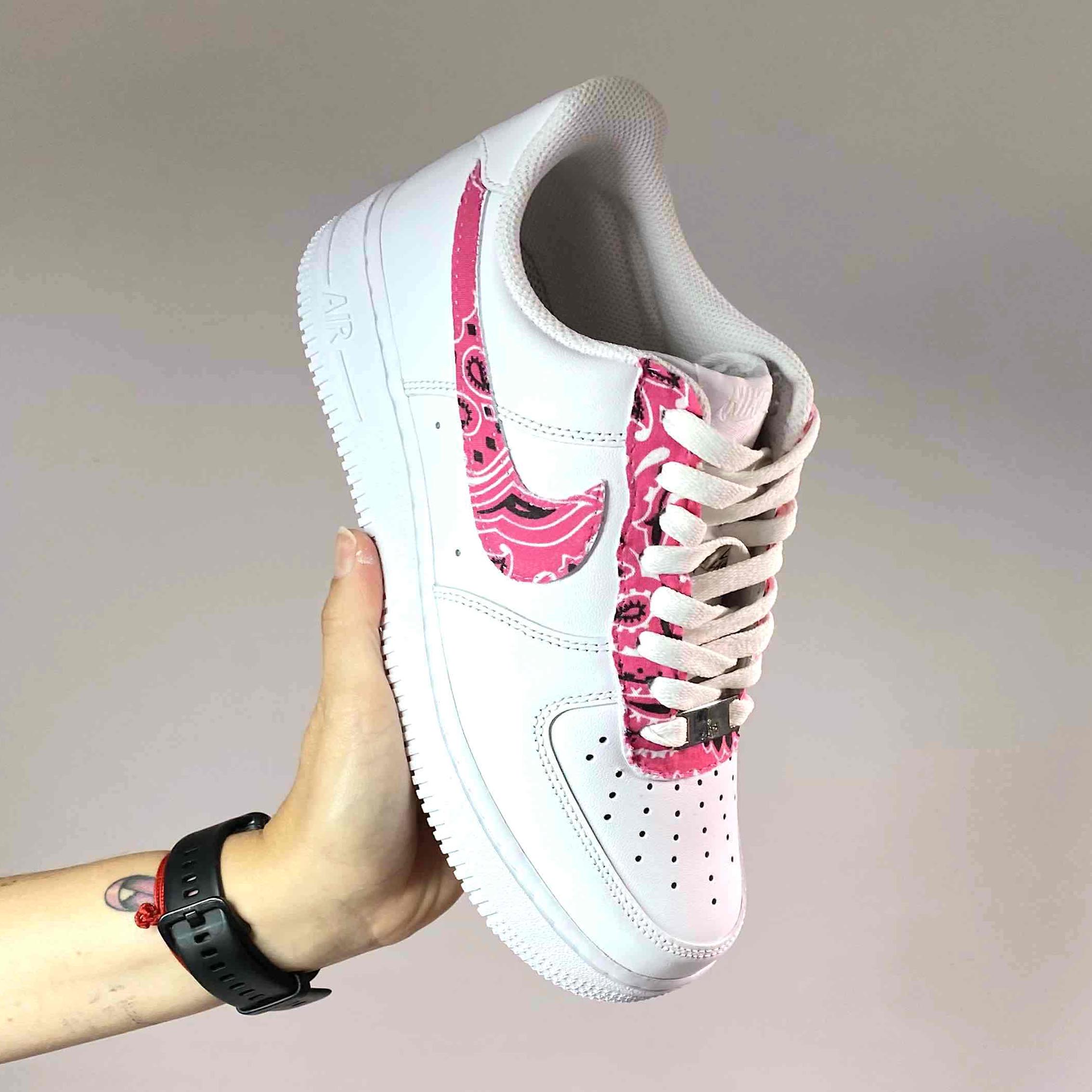 Nike Air Force One Custom Bandana Rosa LLab Scarpe Personalizzate