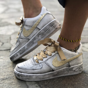 Nike Air Force One Custom Délavé Swoosh Glitter Oro