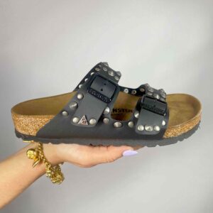 Birkenstock Arizona Personalizzate Base Nera Borchie Miste Satinate Alternate
