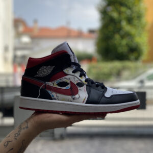 Nike Jordan 1 Custom Dipinta a Mano Maschera Veneziana