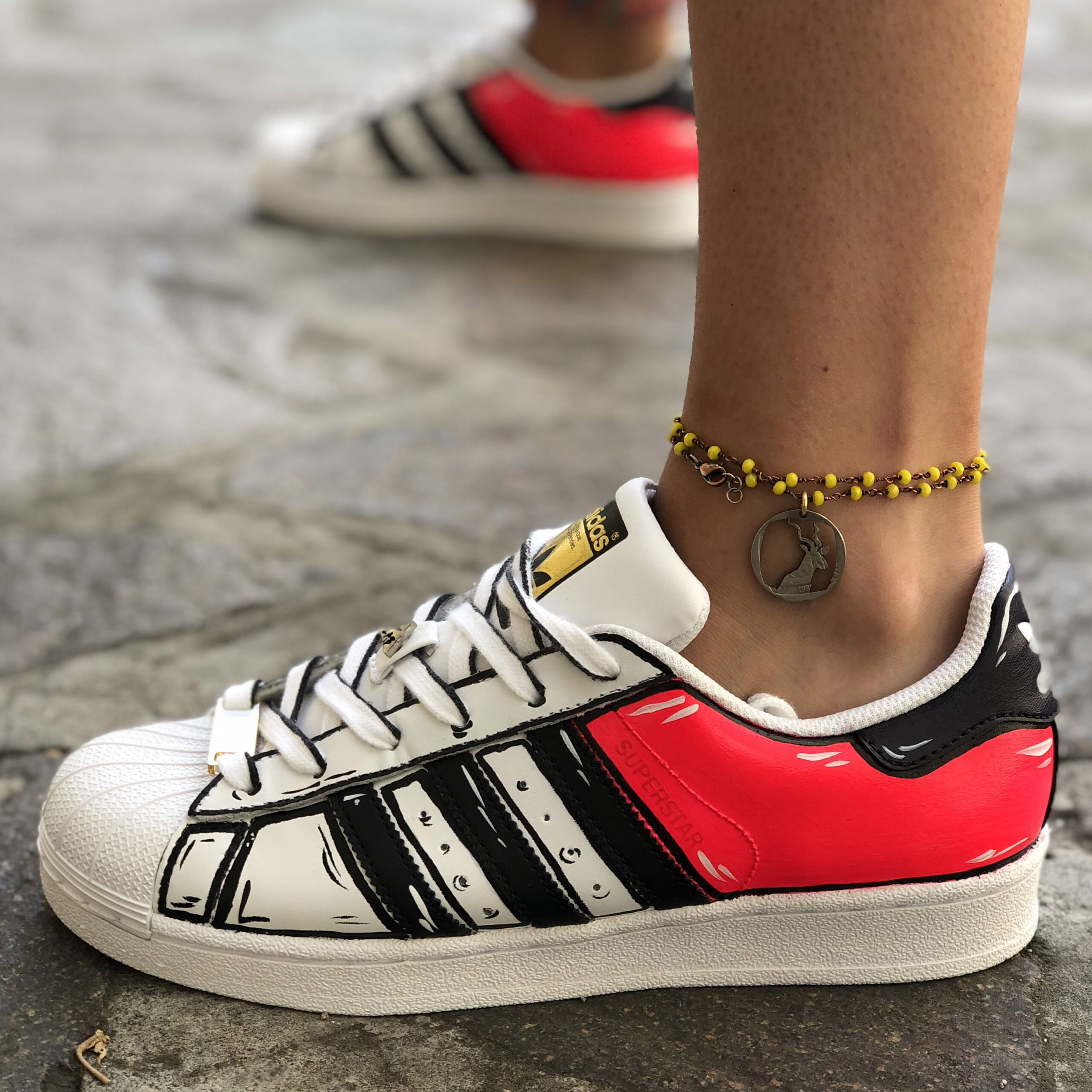 Adidas Superstar Personalizzate Cartoon Dipinte A Mano Arancio Fluo