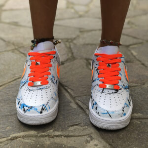 Nike Air Force One Custom Swoosh e Laccetti Arancio Fluo, Sporcatura Azzurro e Nero
