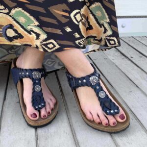 Birkenstock Gizeh Personalizzate Base Blu Passamaneria Nera e Borchie Satinate - Indiano