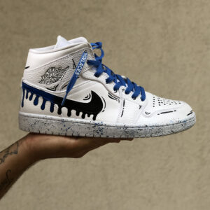 Nike Jordan 1 Custom Swoosh Effetto Goccia, Sporcatura Blu e Nera e Laccetti Blu