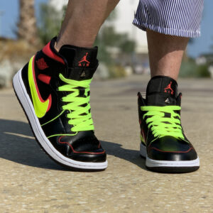 Nike Jordan 1 Custom Dipinta A Mano Con Doppio Swoosh e Laccetti Fluo