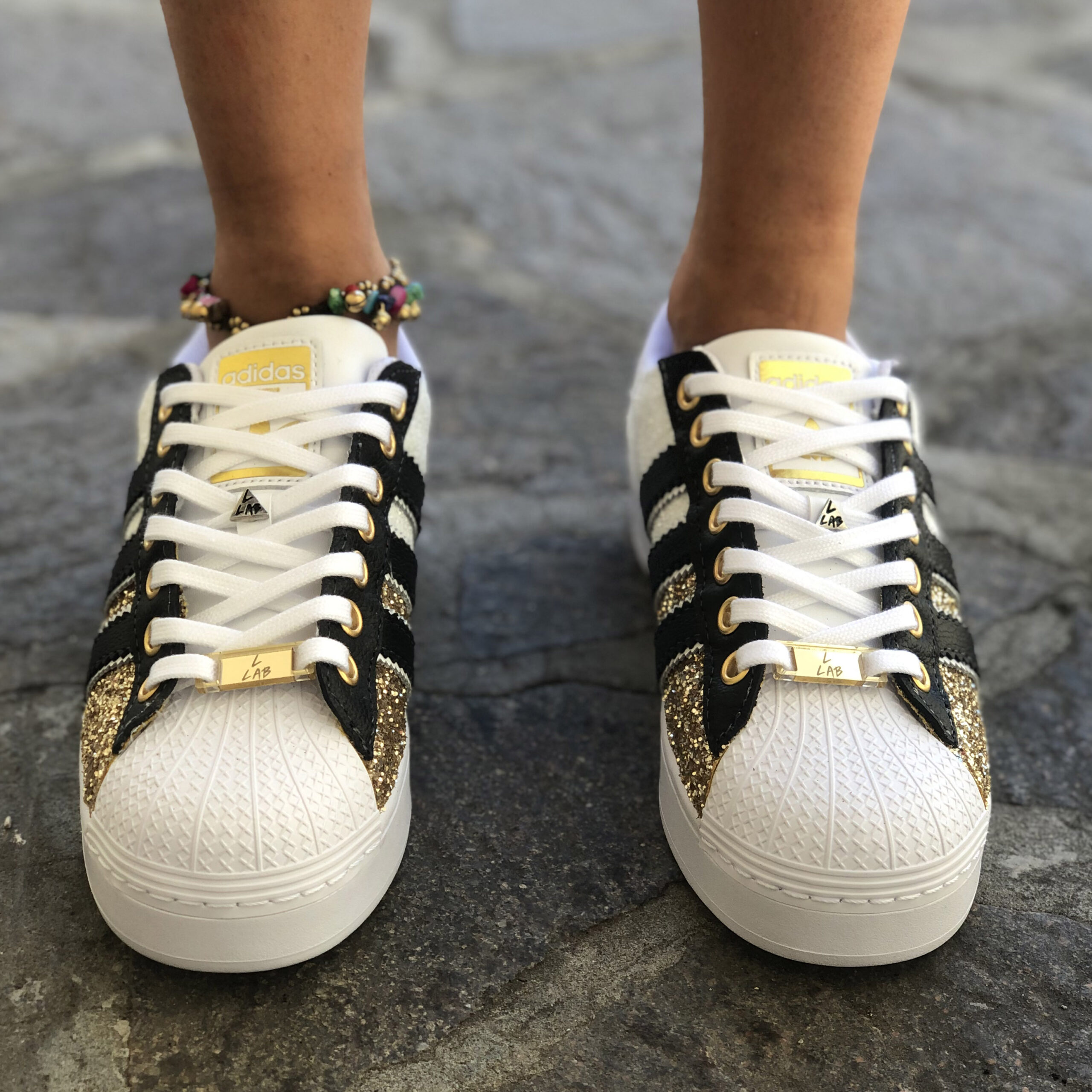 Adidas Superstar Bold Personalizzate Glitter Bianco Oro قياس الطول بالجوال