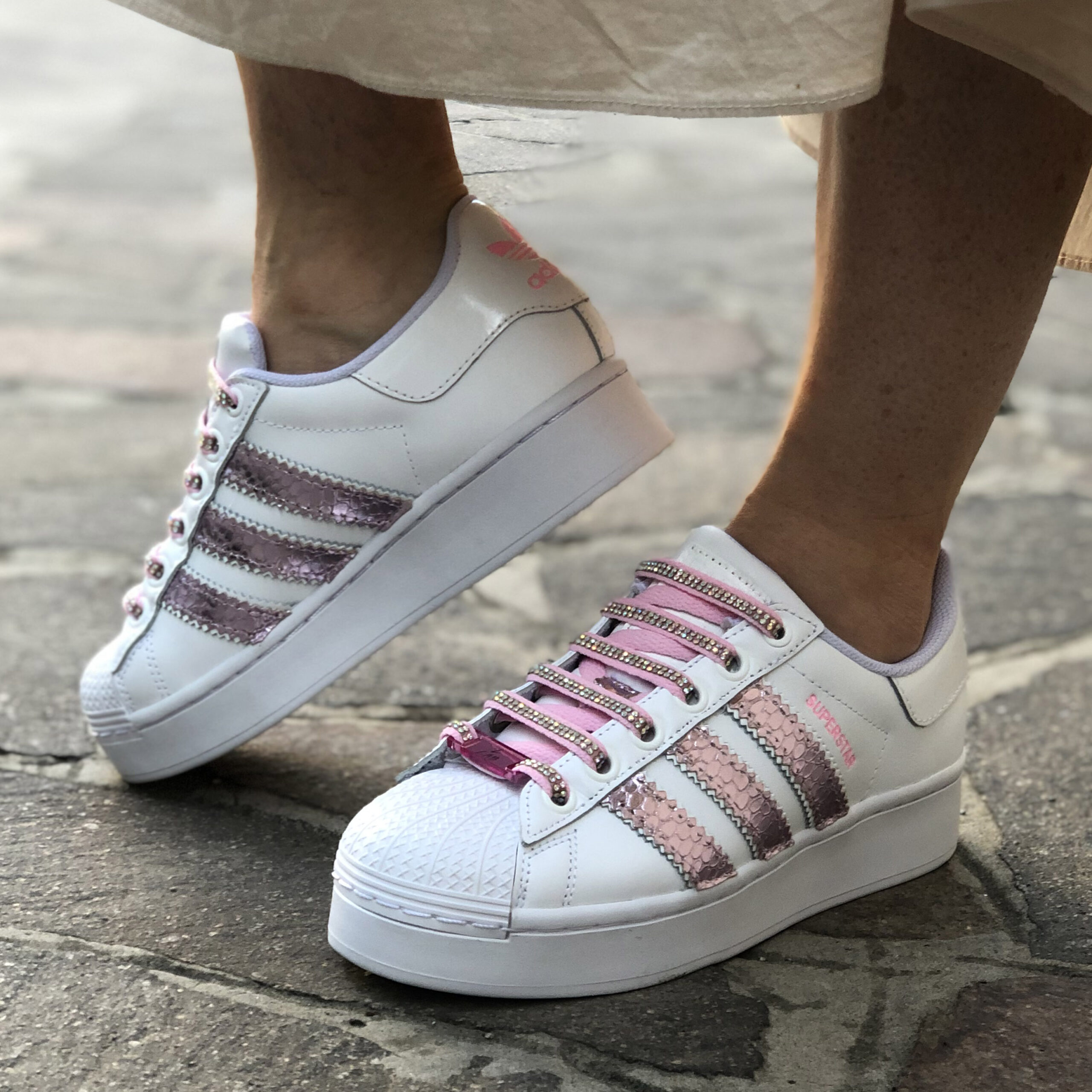 Adidas Superstar Bold Personalizzate Rosa e Strass | LLab scarpe custom