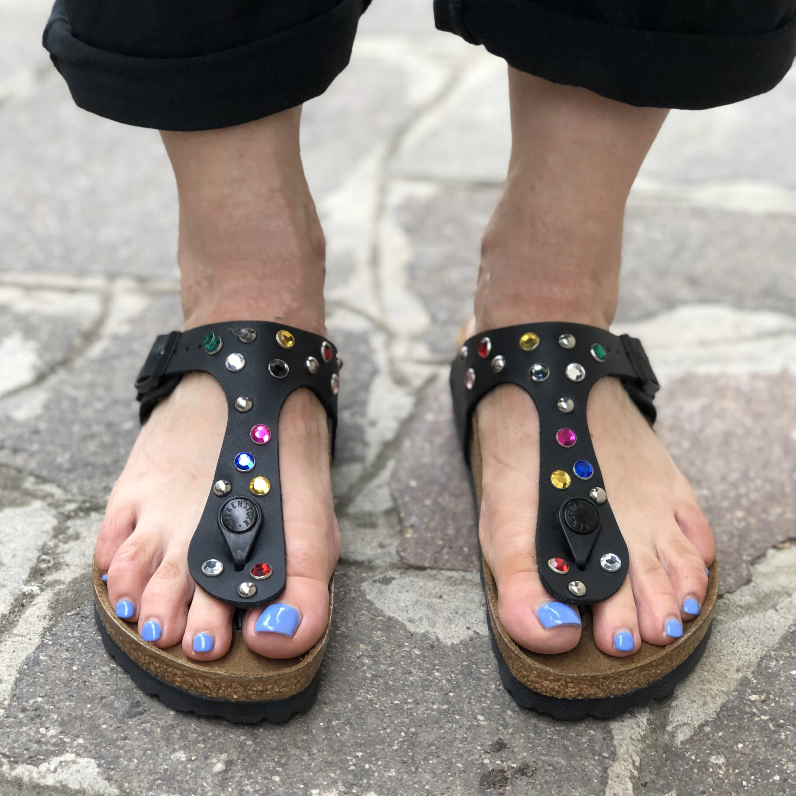 Birkenstock Gizeh Personalizzate Base Nera Borchie Multicolor