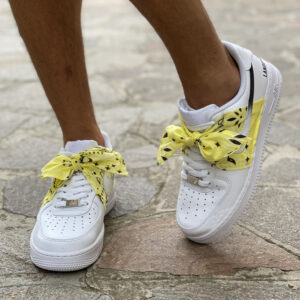 Nike Air Force One Custom Bandana Gialla Con Fiocco e Swoosh Sfumato Nero