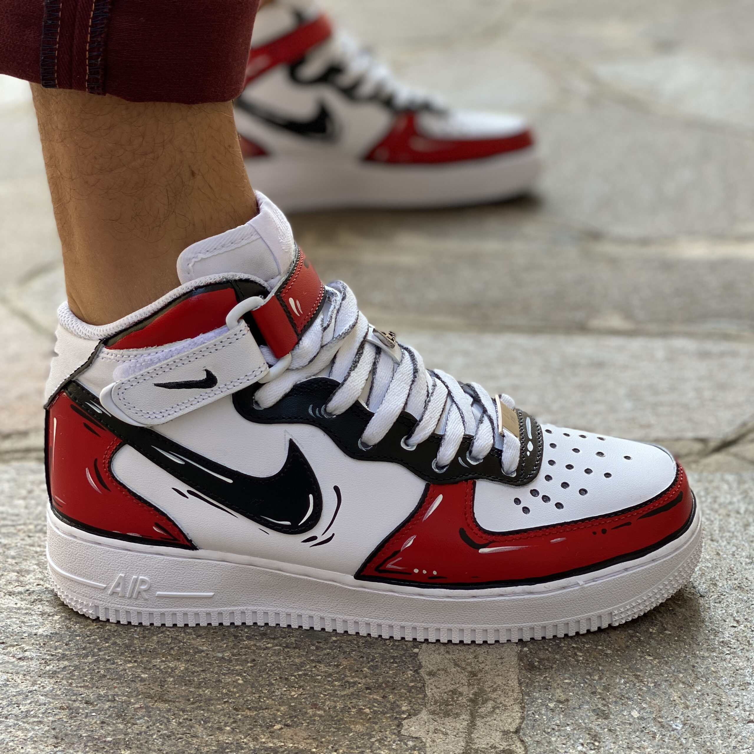 Nike Air Force One Custom MID Cartoon Dipinte A Mano Rosso E Nero ...