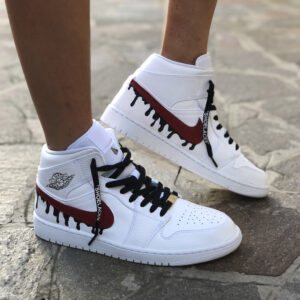 Nike Jordan 1 Custom Swoosh Goccia Rosso e Nera