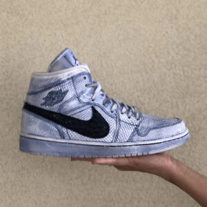 Nike Jordan 1 Custom Délavé Blu Con Swoosh Squamato