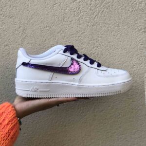 Nike Air Force One Custom Swoosh e Lacci Viola LLAB Scarpe Custom