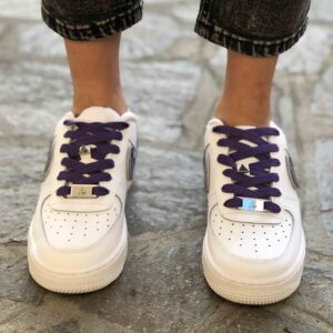 Nike Air Force One Custom Swoosh e Lacci Viola