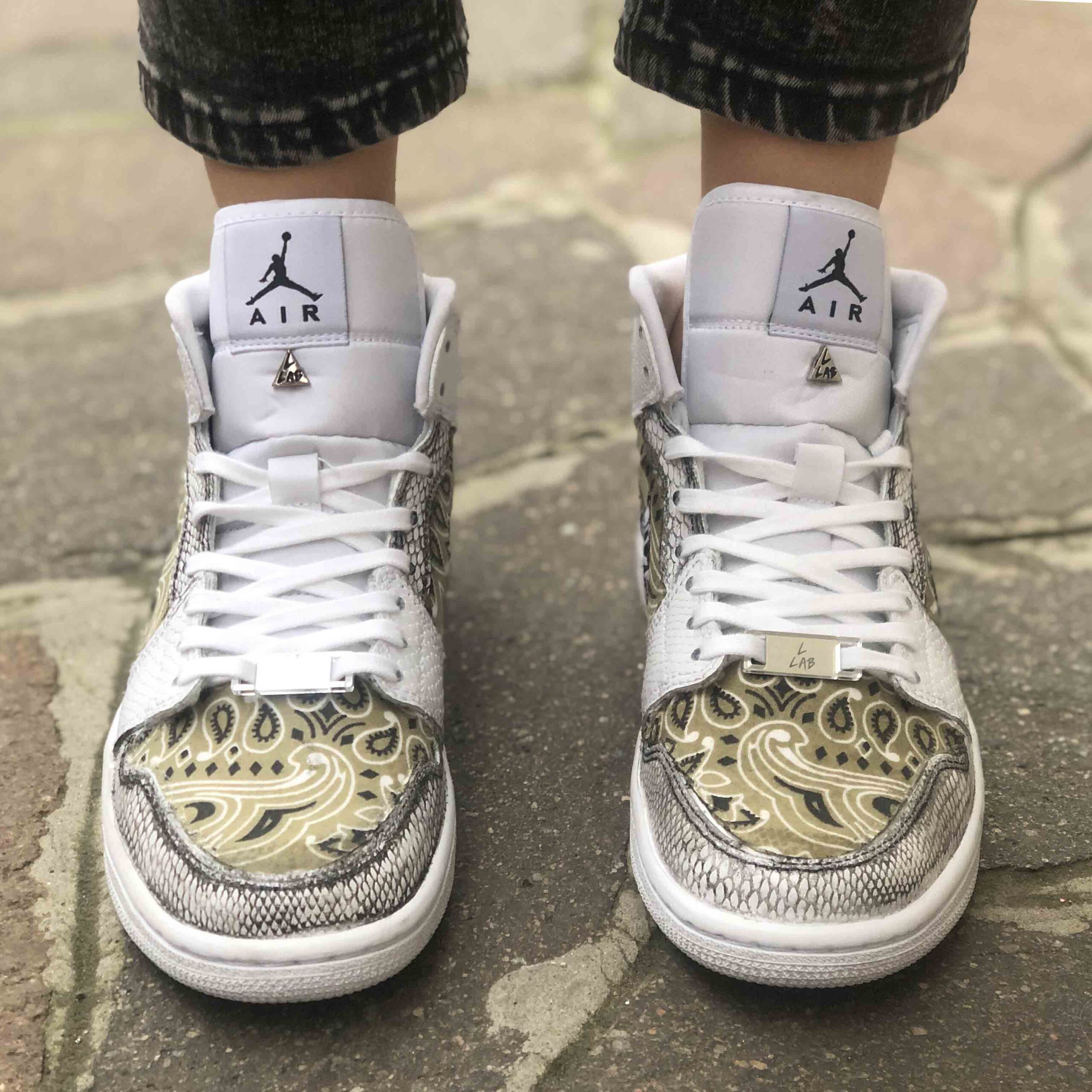 Nike Jordan 1 Custom Delavè Bandana Nera e Gialla