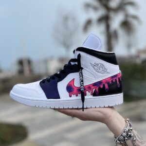 Nike Jordan 1 Custom Swoosh Effetto Goccia, Inserti cuciti a mano e Lacci Neri