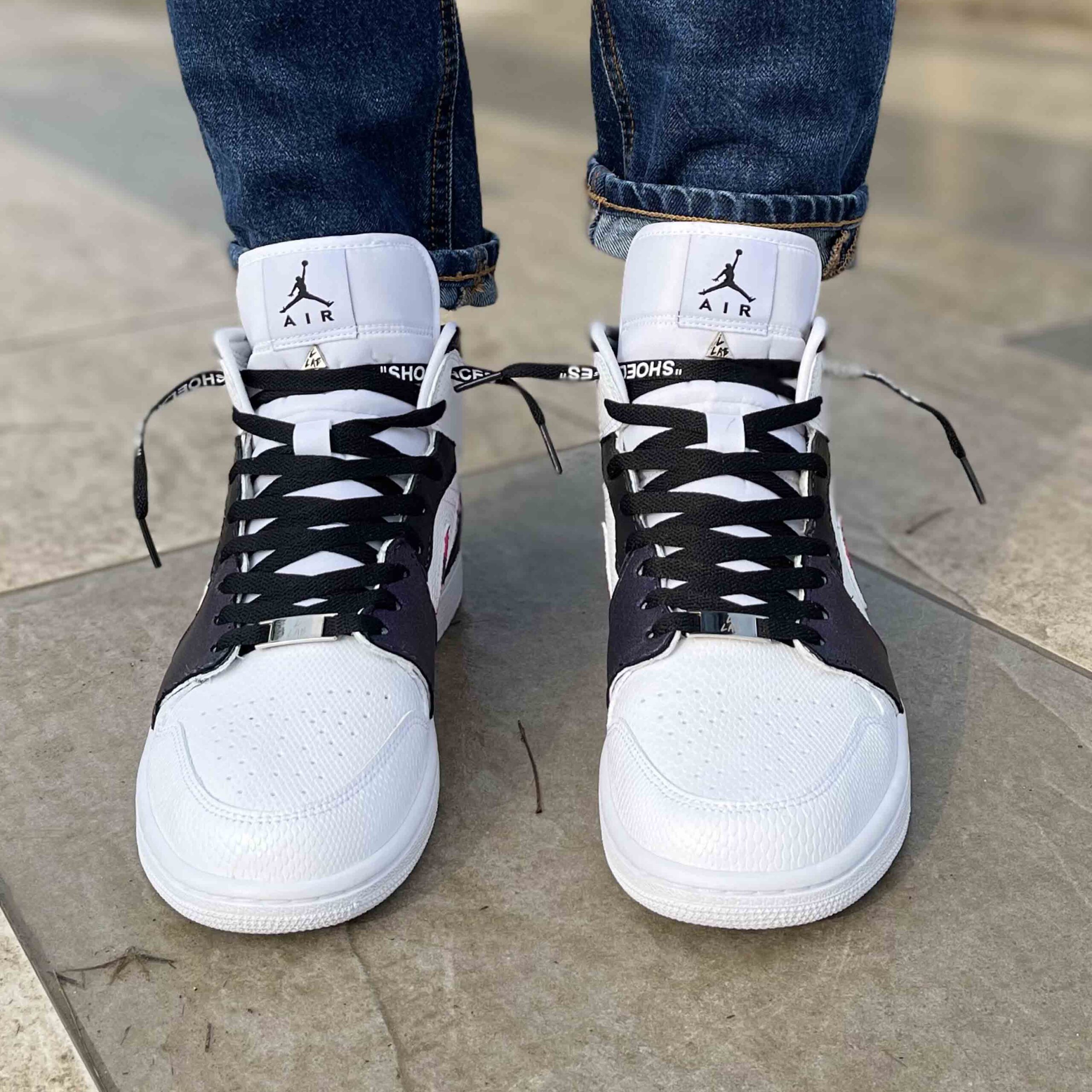 Nike Jordan 1 Custom Swoosh Effetto Goccia, Inserti cuciti a mano e Lacci Neri