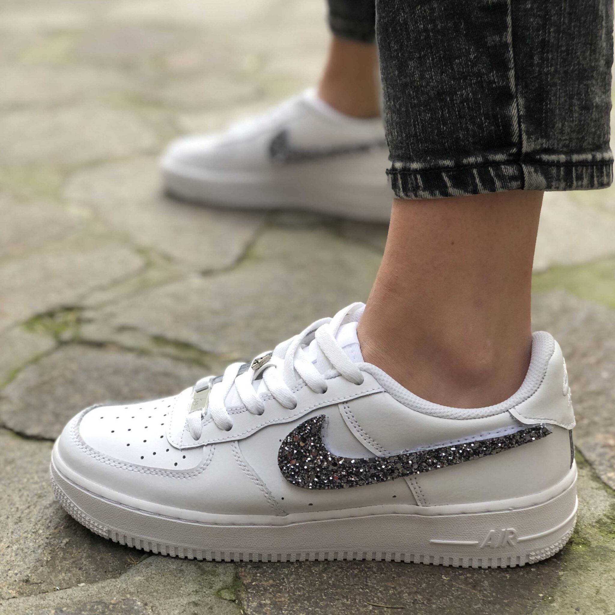 nike air force 1 grey glitter